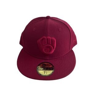 NWT New Era Milwaukee Brewers Fitted Hat 7 1/2